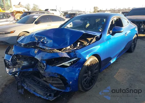 2024 Mercedes-Benz Cle 300 4Matic z USA, uszkodzony, nr VIN W1KMJ4HB3RF035112